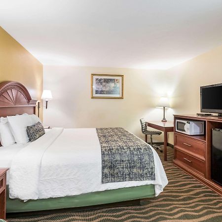 Rodeway Inn Cadiz Zewnętrze zdjęcie