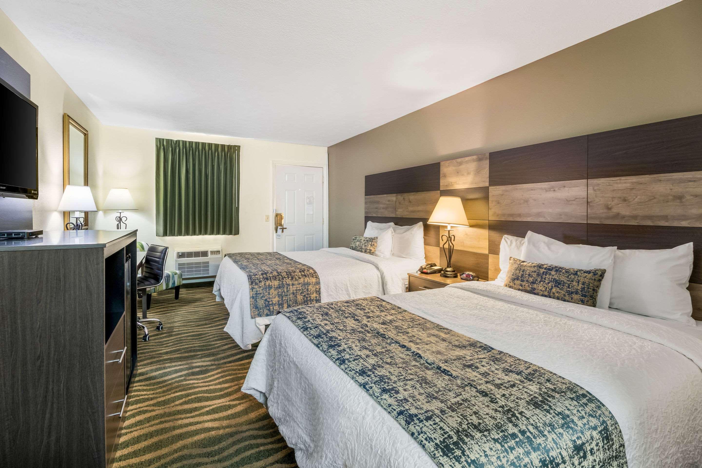Rodeway Inn Cadiz Zewnętrze zdjęcie