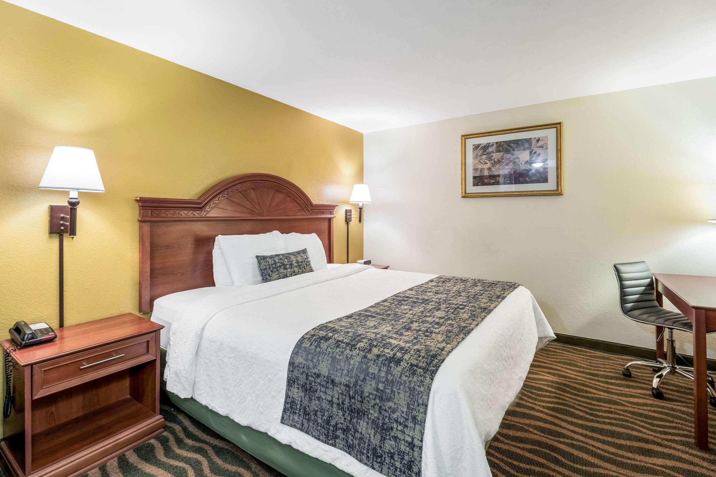 Rodeway Inn Cadiz Zewnętrze zdjęcie