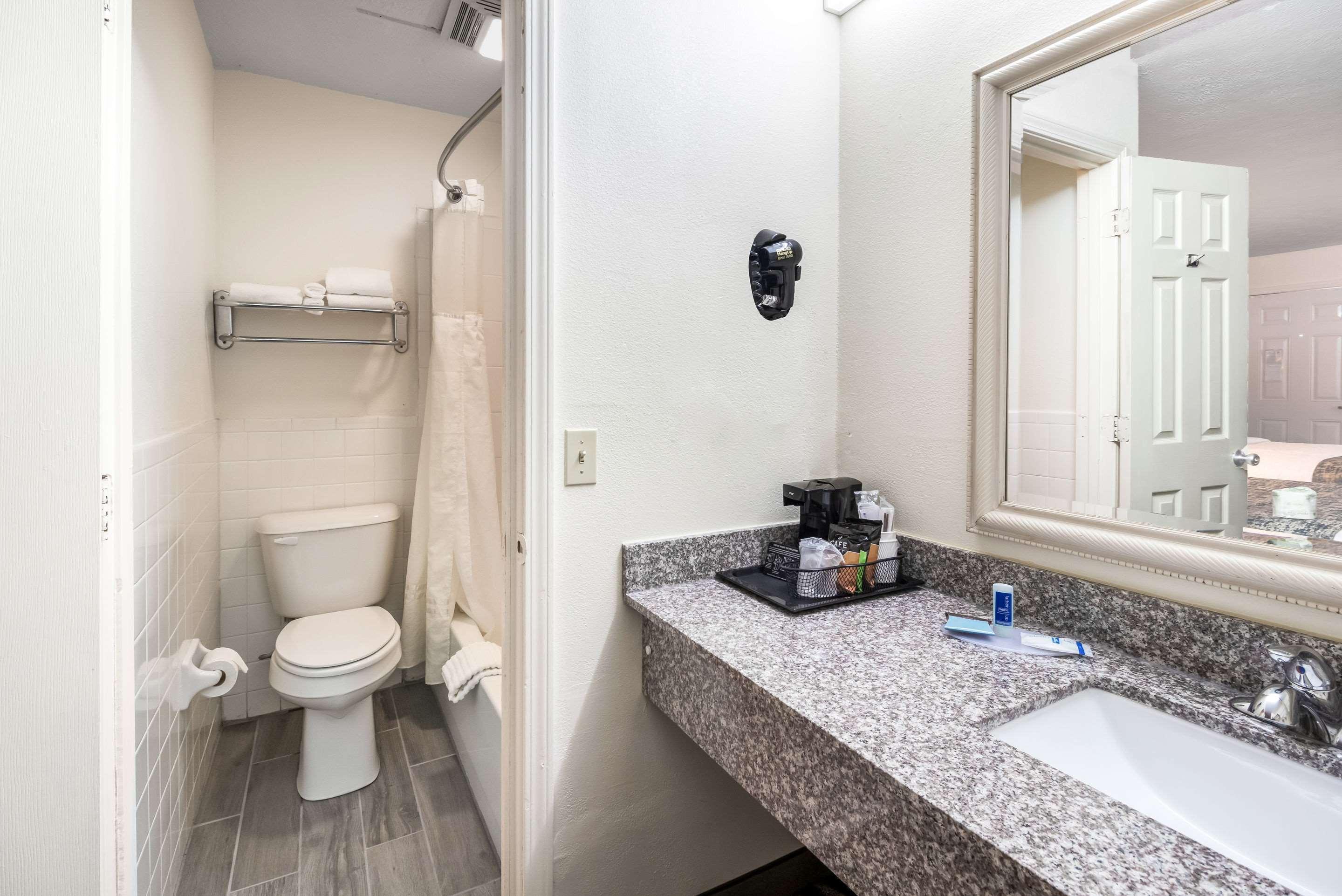 Rodeway Inn Cadiz Zewnętrze zdjęcie